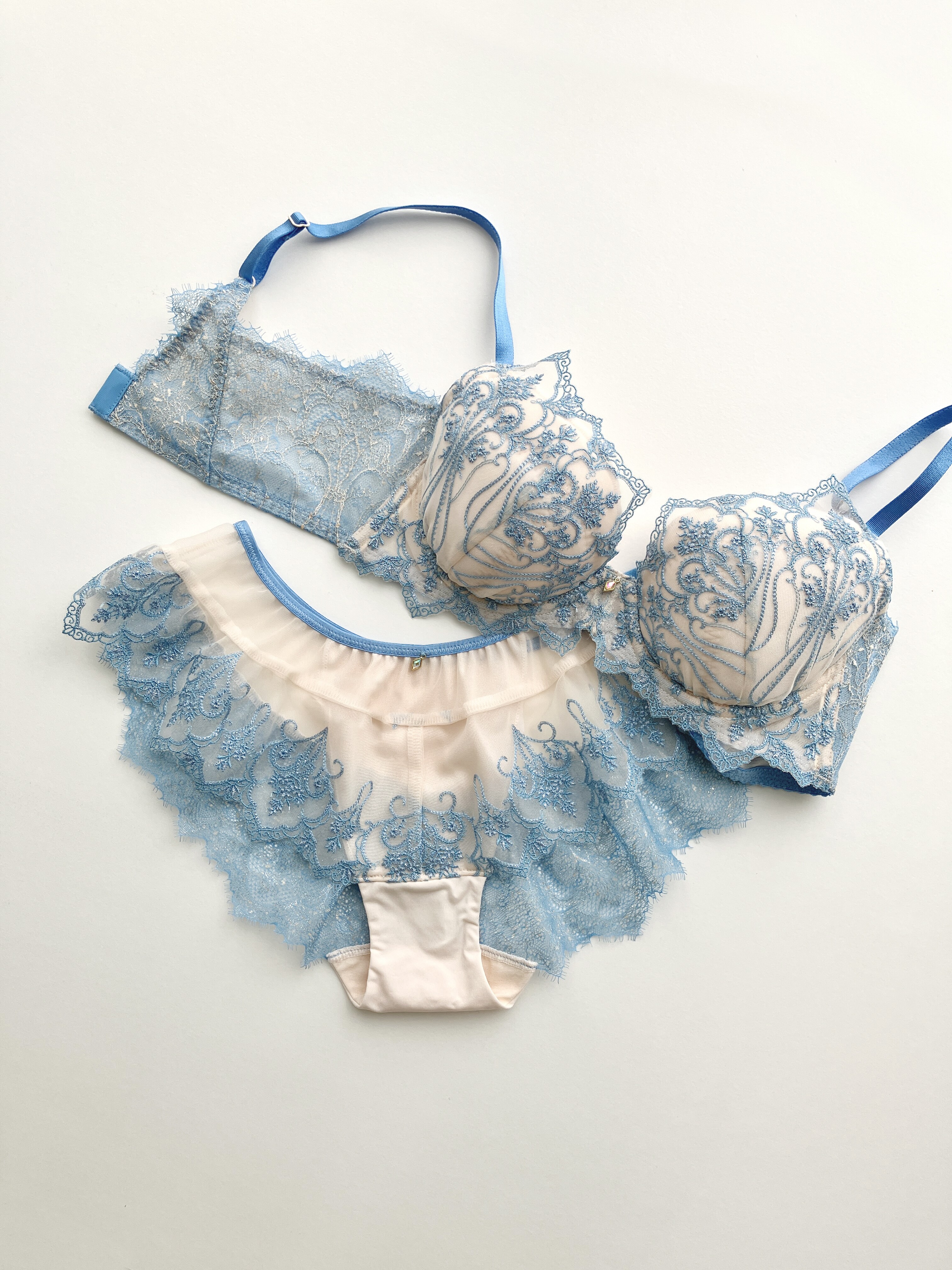 Hold Day Braから新作が登場 | AMPHI（アンフィ）